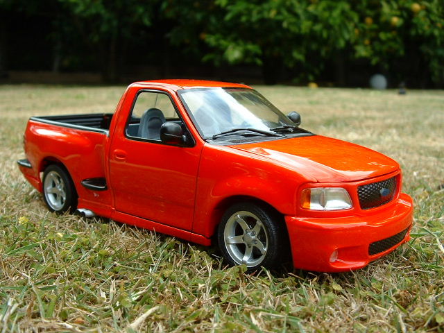Revell 99 ford svt f150 lightning #5
